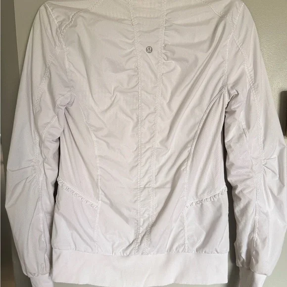 Lululemon Run Get Up And Go Jacket - Picture 3 of 7